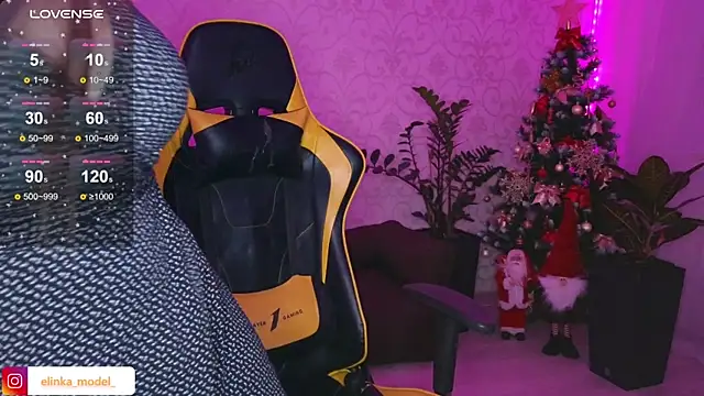 Snapshot of Elishka_ chatting on 01/06/25, 11:09 Elishka online show from 01/06/25, 11:09