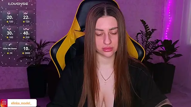 Snapshot of Elishka_ chatting on 02/10/25, 05:47 Elishka online show from 02/10/25, 05:47