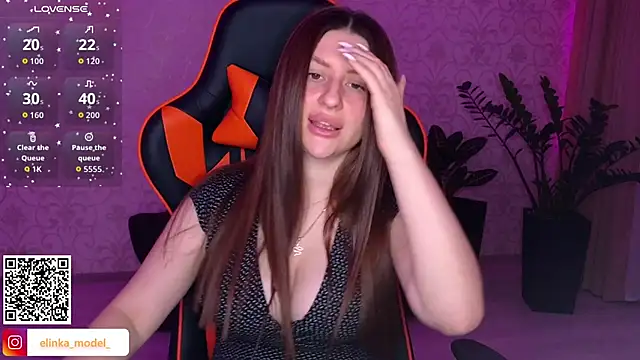 Snapshot of Elishka_ chatting on 09/15/25, 07:14 Elishka online show from 09/15/25, 07:14