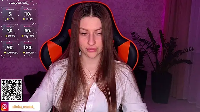 Snapshot of Elishka_ chatting on 09/18/25, 05:59 Elishka online show from 09/18/25, 05:59