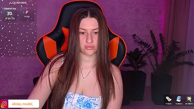 Snapshot of Elishka_ chatting on 09/27/25, 07:30 Elishka online show from 09/27/25, 07:30