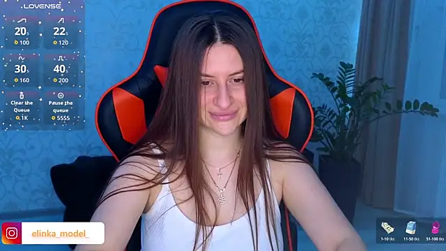 Snapshot of Elishka_ chatting on 12/01/25, 06:57 Elishka online show from 12/01/25, 06:57