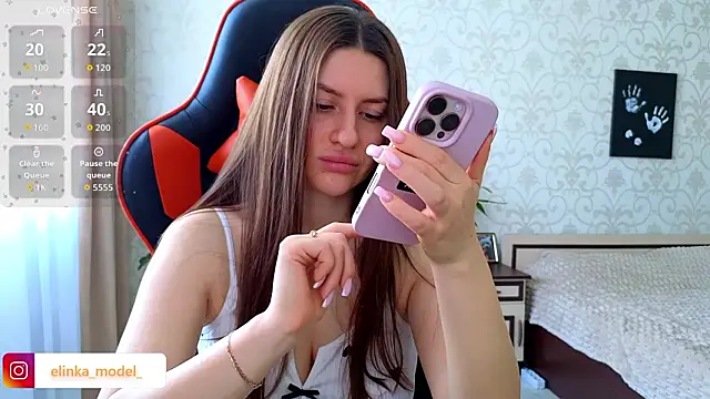 Snapshot of Elishka_ chatting on 03/24/26, 07:57 Elishka online show from 03/24/26, 07:57