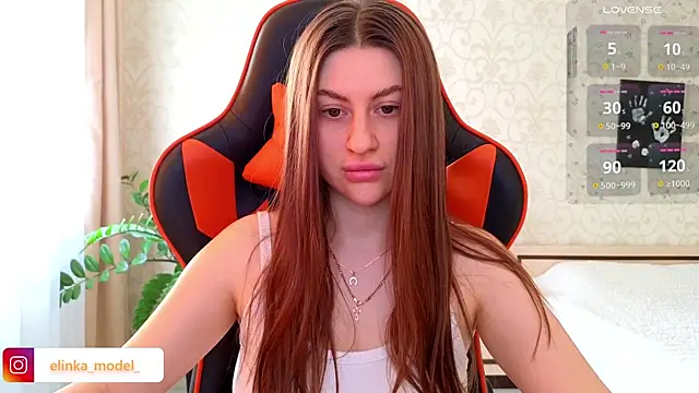 Snapshot of Elishka_ chatting on 04/13/26, 04:51 Elishka online show from 04/13/26, 04:51