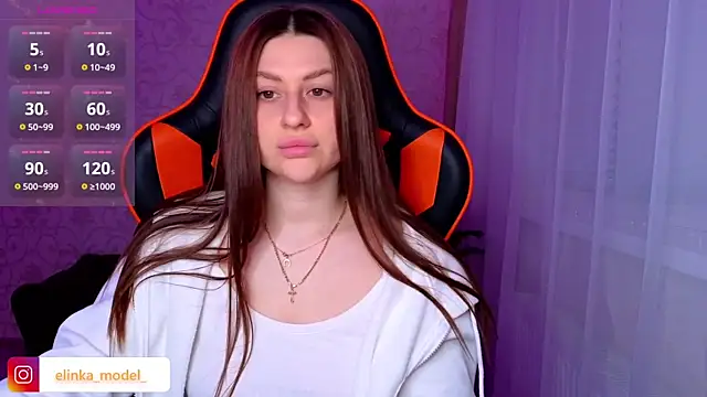 Snapshot of Elishka_ chatting on 04/26/26, 08:06 Elishka online show from 04/26/26, 08:06