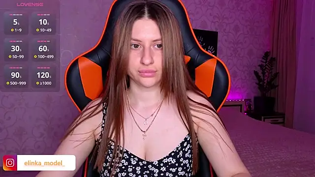 Snapshot of Elishka_ chatting on 07/17/26, 08:03 Elishka online show from 07/17/26, 08:03