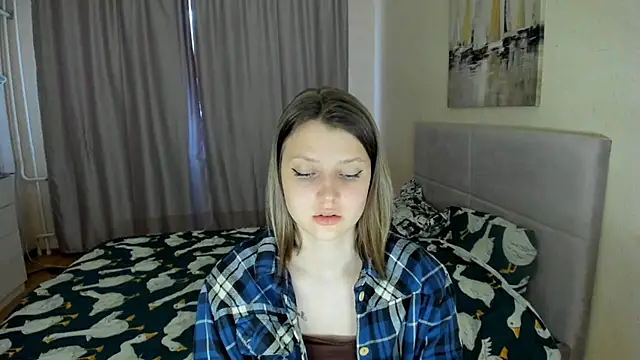 Snapshot of SoniNesti chatting on 09/11/25, 02:28 SoniNesti online show from 09/11/25, 02:28