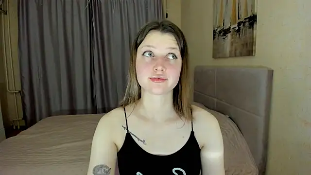 Snapshot of SoniNesti chatting on 10/24/25, 04:14 SoniNesti online show from 10/24/25, 04:14