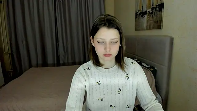 Snapshot of SoniNesti chatting on 10/28/25, 03:14 SoniNesti online show from 10/28/25, 03:14