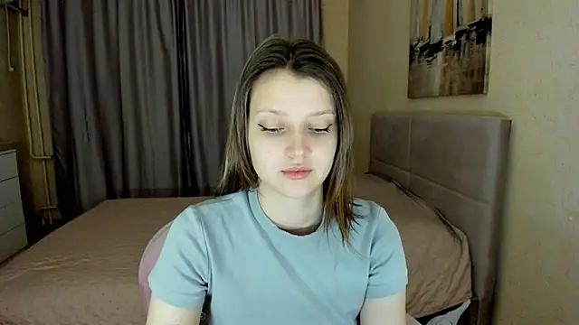 Snapshot of SoniNesti chatting on 11/07/25, 02:50 SoniNesti online show from 11/07/25, 02:50