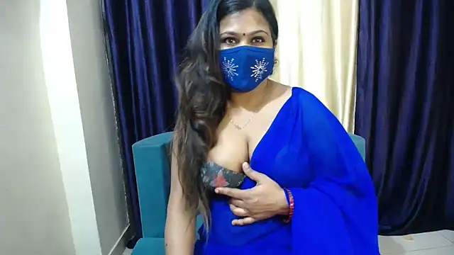 cutee  crazy online show from 12/26/24, 05:40