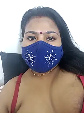 cutee  crazy online show from 03/18/25, 05:21