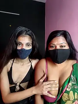 cutee  crazy online show from 12/18/25, 01:28