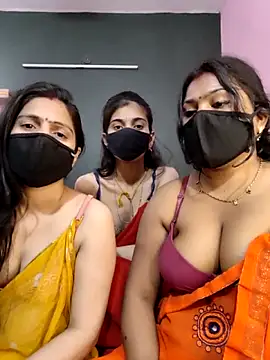 cutee  crazy online show from 04/12/26, 01:49