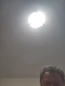 Snapshot of Hans04051972 chatting on 11/15/25, 04:03 Hans04051972 online show from 11/15/25, 04:03