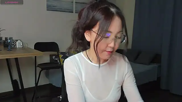 AvroraSakura online show from 01/17/25, 03:22