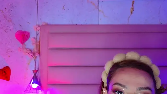 Evangelyne 1 online show from 03/20/26, 04:12