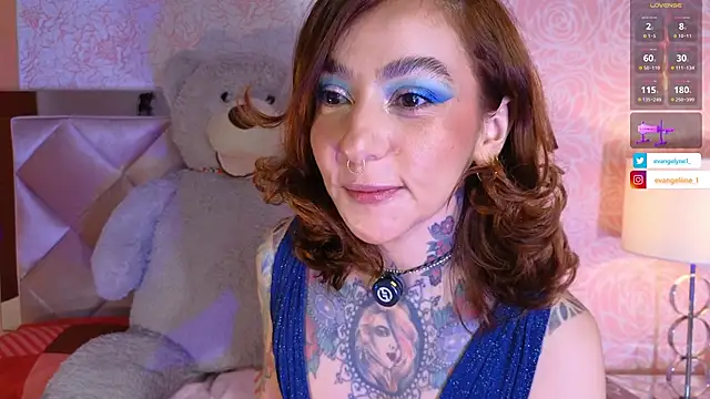 Snapshot of Evangelyne_1 chatting on 07/02/26, 03:40 Evangelyne 1 online show from 07/02/26, 03:40