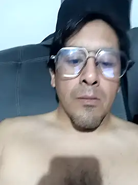 Snapshot of Yimicito chatting on 04/14/26, 05:02 Yimicito online show from 04/14/26, 05:02