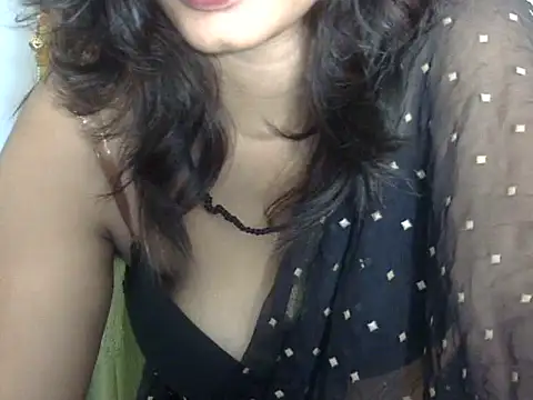 Snapshot of SEXY-MAHI- chatting on 12/03/24, 12:57 SEXY-MAHI- online show from 12/03/24, 12:57