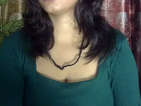 Snapshot of SEXY-MAHI- chatting on 12/12/24, 05:15 SEXY-MAHI- online show from 12/12/24, 05:15