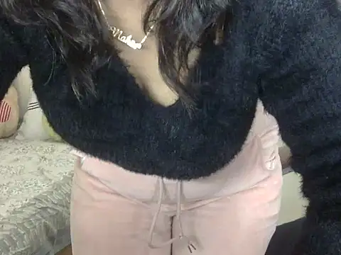 Snapshot of SEXY-MAHI- chatting on 12/25/24, 07:34 SEXY-MAHI- online show from 12/25/24, 07:34