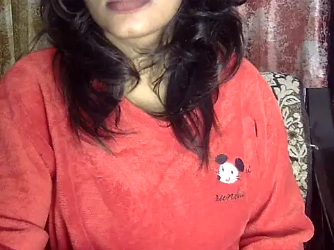 Snapshot of SEXY-MAHI- chatting on 01/02/25, 10:01 SEXY-MAHI- online show from 01/02/25, 10:01