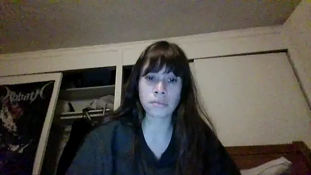 Snapshot of petitedoll29 chatting on 12/20/24, 03:03 petitedoll29 online show from 12/20/24, 03:03