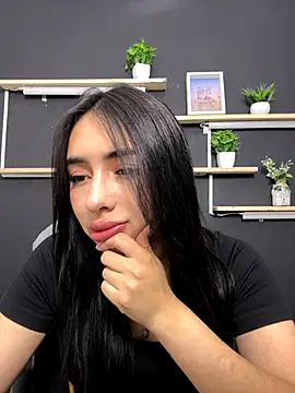 Snapshot of isabella_jade chatting on 11/04/25, 01:21 isabella jade online show from 11/04/25, 01:21