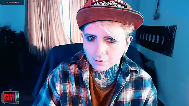 Marieblueeyes online show from 12/16/25, 09:31