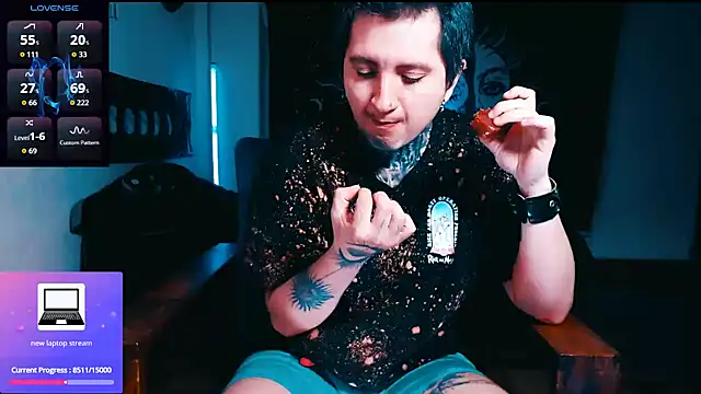 Snapshot of Marieblueeyes chatting on 03/21/26, 01:21 Marieblueeyes online show from 03/21/26, 01:21