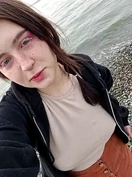 Snapshot of Yammy_Yumi chatting on 03/14/25, 01:24 Yammy Yumi online show from 03/14/25, 01:24