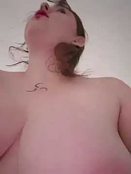 Snapshot of Yammy_Yumi chatting on 12/05/25, 05:05 Yammy Yumi online show from 12/05/25, 05:05