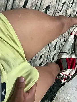 Snapshot of elvis0966 chatting on 12/22/24, 05:12 elvis0966 online show from 12/22/24, 05:12