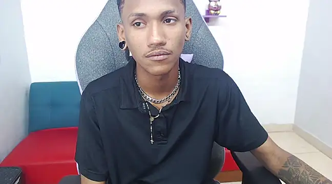 ManSant online show from 03/18/25, 02:48