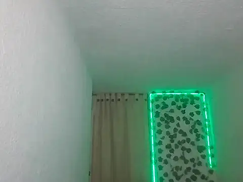 Snapshot of SexDiffrent chatting on 03/02/26, 04:36 SexDiffrent online show from 03/02/26, 04:36