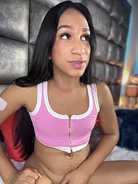 Snapshot of Ashly_Miller chatting on 02/13/25, 01:50 Ashly Miller online show from 02/13/25, 01:50