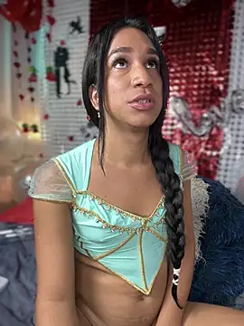 Snapshot of Ashly_Miller chatting on 02/19/25, 01:18 Ashly Miller online show from 02/19/25, 01:18