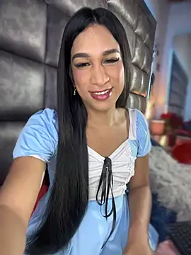 Snapshot of Ashly_Miller chatting on 02/25/25, 07:25 Ashly Miller online show from 02/25/25, 07:25