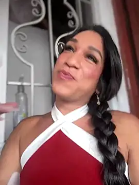 Snapshot of Ashly_Miller chatting on 02/27/25, 07:37 Ashly Miller online show from 02/27/25, 07:37