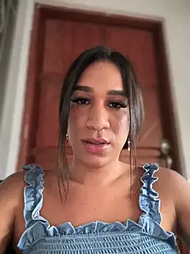 Snapshot of Ashly_Miller chatting on 03/03/25, 10:20 Ashly Miller online show from 03/03/25, 10:20