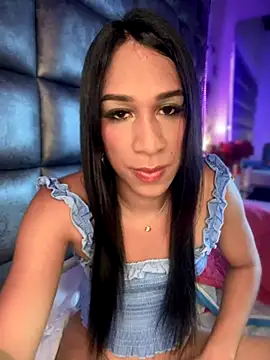 Snapshot of Ashly_Miller chatting on 09/24/25, 07:50 Ashly Miller online show from 09/24/25, 07:50