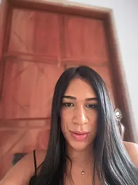 Snapshot of Ashly_Miller chatting on 11/21/25, 07:56 Ashly Miller online show from 11/21/25, 07:56