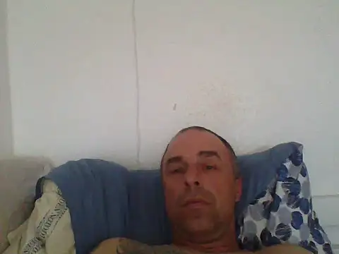 Snapshot of Nowy111 chatting on 05/22/26, 09:48 Nowy111 online show from 05/22/26, 09:48