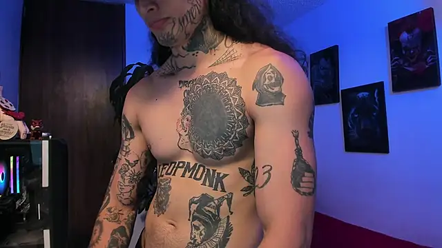 Snapshot of Ryuk_it chatting on 11/08/25, 04:07 Ryuk it online show from 11/08/25, 04:07