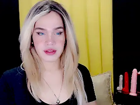 arianneXXX ts online show from 09/17/25, 06:59