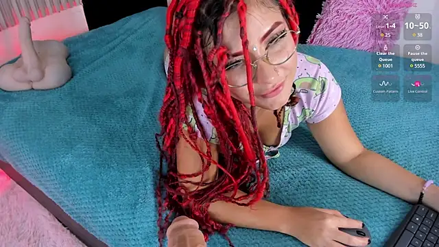 aly nucita  online show from 12/17/24, 11:27