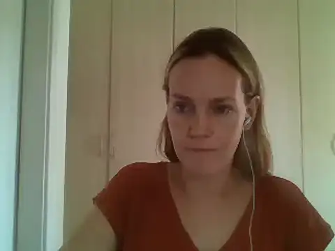 Snapshot of Annylove1 chatting on 02/20/25, 02:46 Annylove1 online show from 02/20/25, 02:46