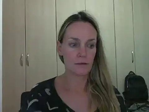 Snapshot of Annylove1 chatting on 02/25/25, 10:50 Annylove1 online show from 02/25/25, 10:50