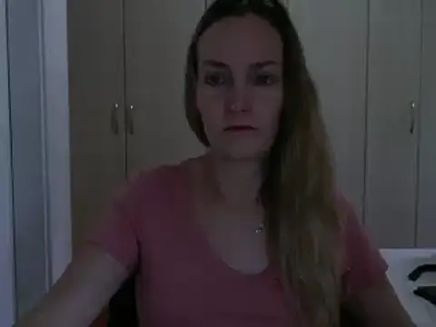 Snapshot of Annylove1 chatting on 03/10/25, 09:21 Annylove1 online show from 03/10/25, 09:21